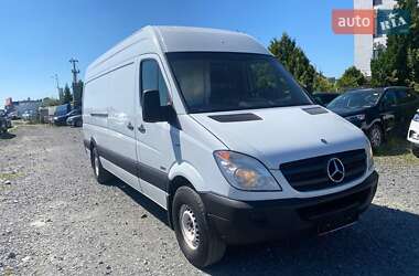 Mercedes-Benz Sprinter 2012