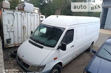 Mercedes-Benz Sprinter  2004