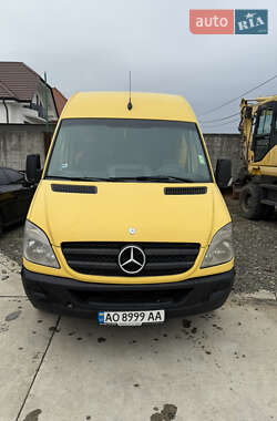 Mercedes-Benz Sprinter  2011