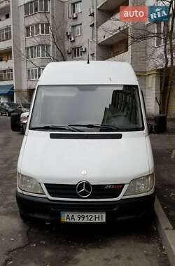 Mercedes-Benz Sprinter  2005