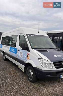Mercedes-Benz Sprinter  2013