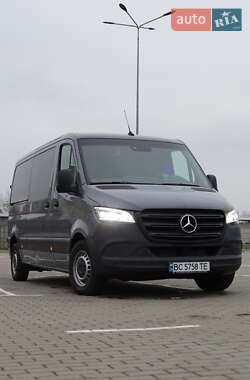 Mercedes-Benz Sprinter  2019