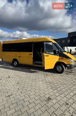 Mercedes-Benz Sprinter  2006