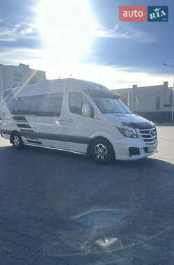 Mercedes-Benz Sprinter  2017