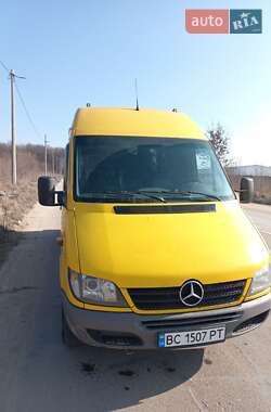 Mercedes-Benz Sprinter  2004