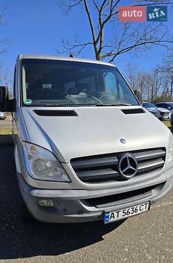 Mercedes-Benz Sprinter 2011