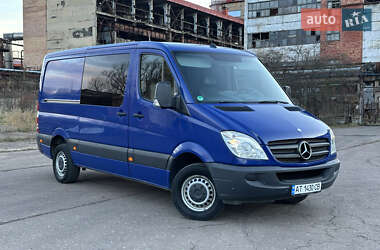Mercedes-Benz Sprinter 2013