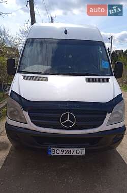 Mercedes-Benz Sprinter  2013