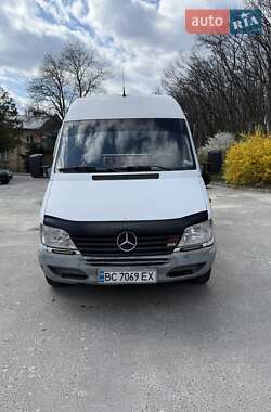 Mercedes-Benz Sprinter 2000