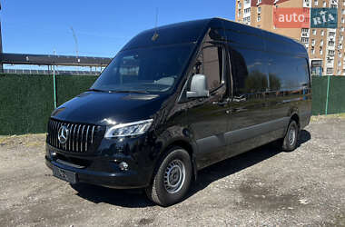 Mercedes-Benz Sprinter  2021