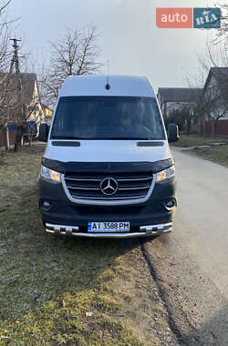 Mercedes-Benz Sprinter  2019