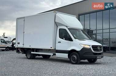 Mercedes-Benz Sprinter  2021