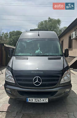 Mercedes-Benz Sprinter  2010
