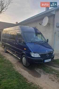 Mercedes-Benz Sprinter 2004