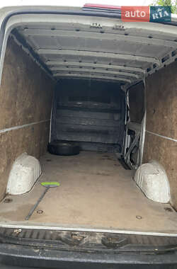 Mercedes-Benz Sprinter  2010