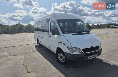 Mercedes-Benz Sprinter  2004