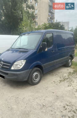 Mercedes-Benz Sprinter 2011