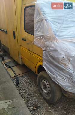 Mercedes-Benz Sprinter  2001