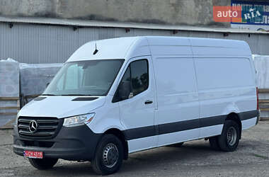Mercedes-Benz Sprinter  2021