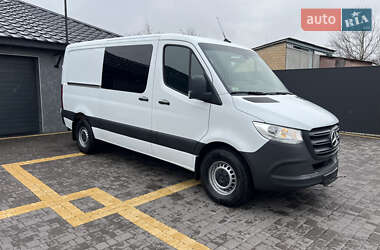 Mercedes-Benz Sprinter  2021