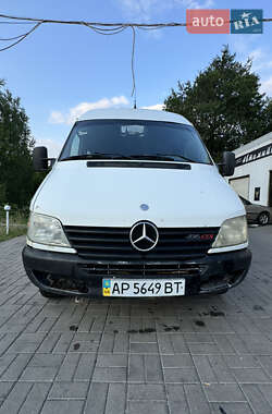 Mercedes-Benz Sprinter  2002