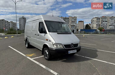 Mercedes-Benz Sprinter  2004