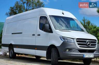 Mercedes-Benz Sprinter  2021