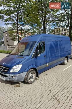 Mercedes-Benz Sprinter  2012