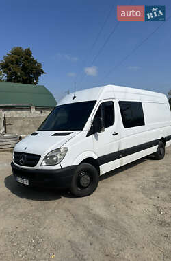 Mercedes-Benz Sprinter  2011