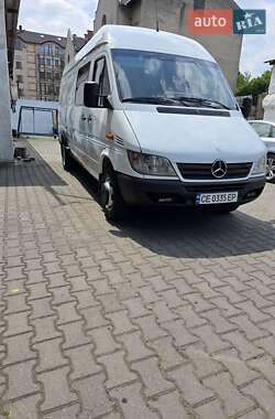 Mercedes-Benz Sprinter 2004