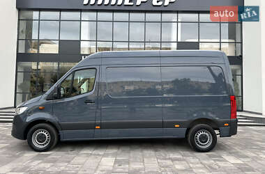 Mercedes-Benz Sprinter 2021