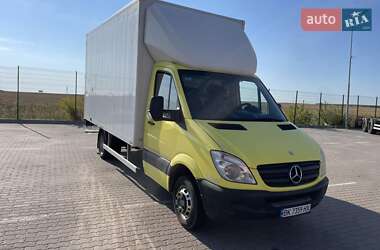 Mercedes-Benz Sprinter  2011