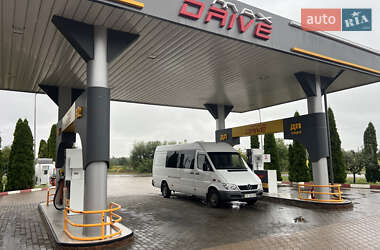 Mercedes-Benz Sprinter  2005