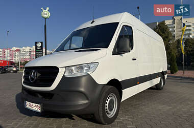 Mercedes-Benz Sprinter  2021