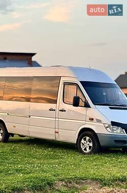 Mercedes-Benz Sprinter  2004