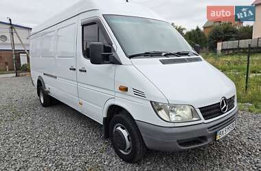 Mercedes-Benz Sprinter 2005