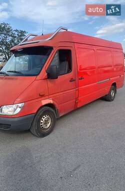 Mercedes-Benz Sprinter  2004