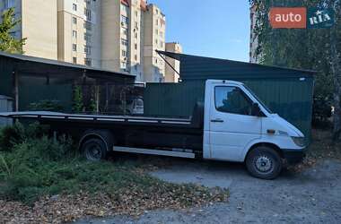 Mercedes-Benz Sprinter  2005