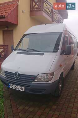 Mercedes-Benz Sprinter  2004