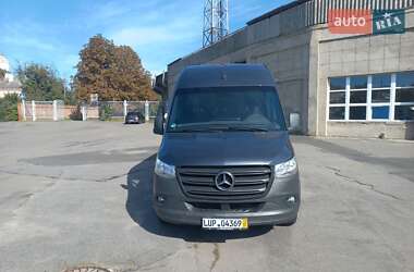 Mercedes-Benz Sprinter  2021