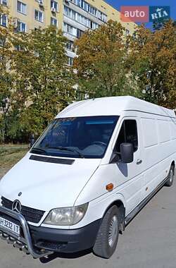 Mercedes-Benz Sprinter  2005
