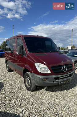 Mercedes-Benz Sprinter  2011