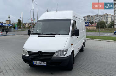 Mercedes-Benz Sprinter  2005