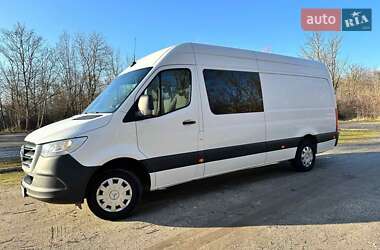 Mercedes-Benz Sprinter 2021