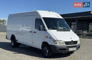 Mercedes-Benz Sprinter  2005