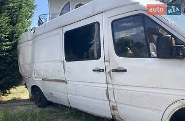 Mercedes-Benz Sprinter 2004