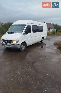 Mercedes-Benz Sprinter  2000