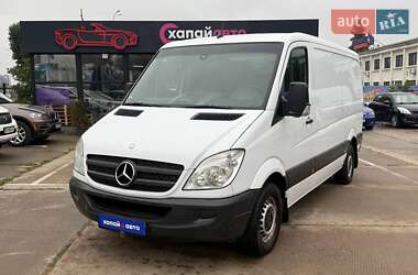 Mercedes-Benz Sprinter  2011
