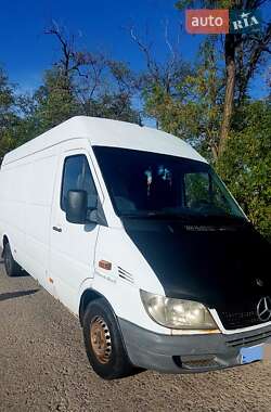 Mercedes-Benz Sprinter  2005