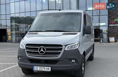 Mercedes-Benz Sprinter  2021